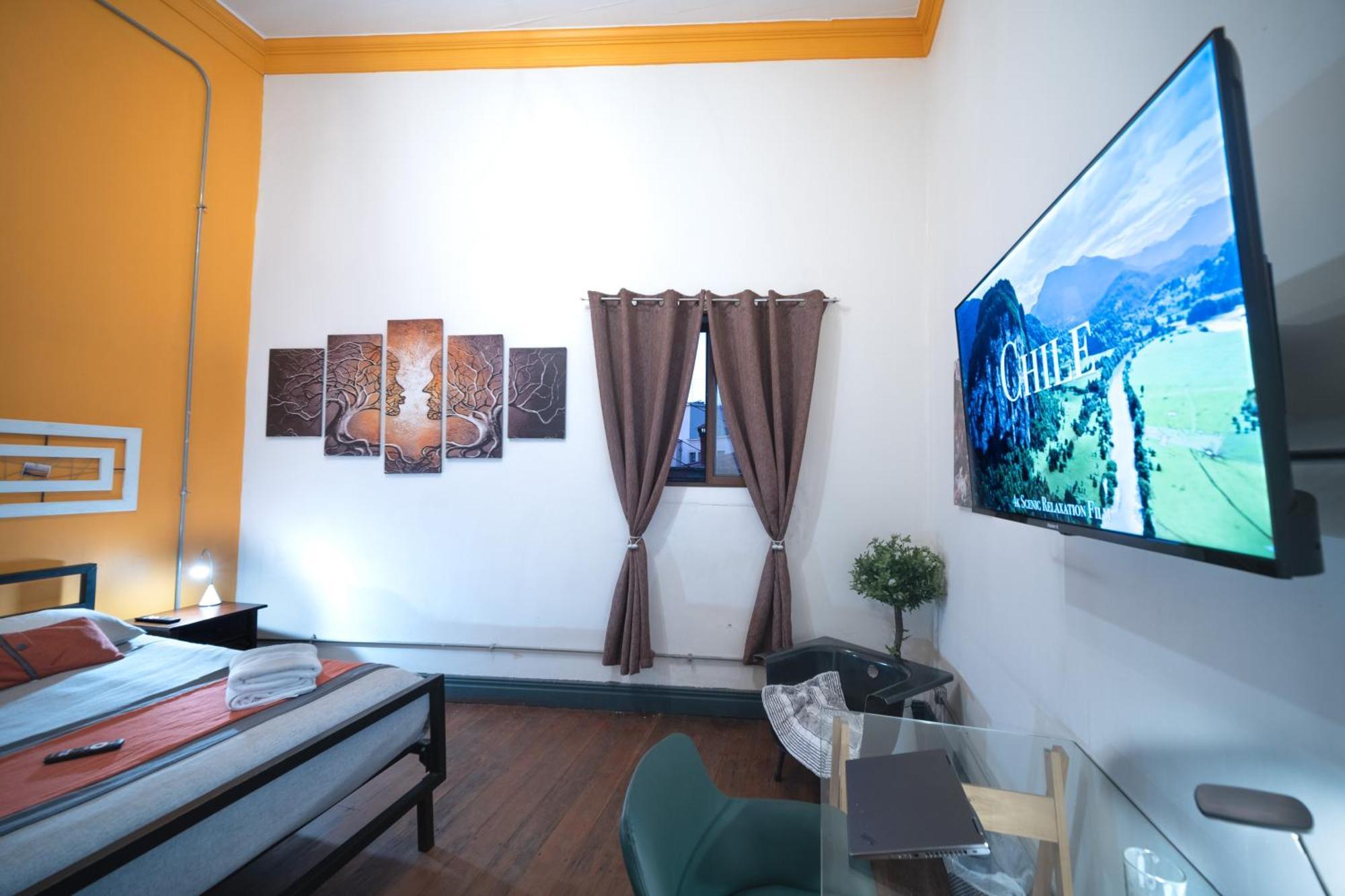 Albergue Maki & *